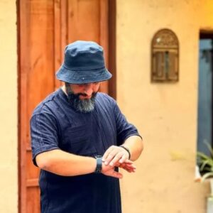 دانلود آهنگ عاشیق محبوب دونن آخشام من گدیم ساریان